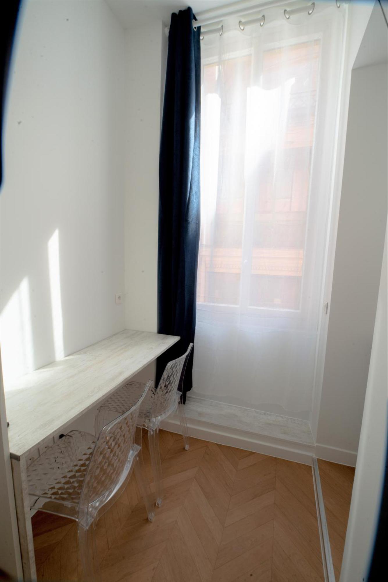Hotel Cresp Nisa Cameră foto